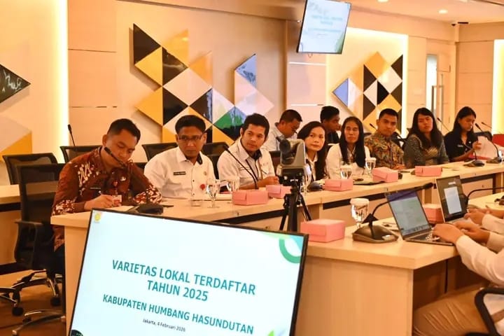 Bupati Humbahas Perkuat Perlindungan Varietas Lokal, Kementerian Pertanian RI Apresiasi Humbahas sebagai Peringkat I Nasional Tahun 2025 Pendaftaran Varietas Lokal Terbanyak