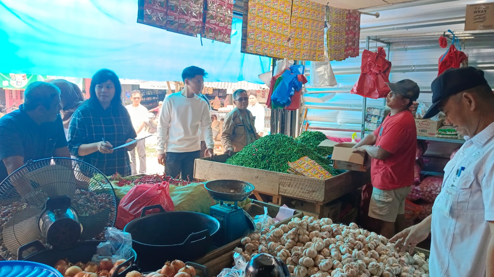 Polres Mesuji Bersama Bapanas RI Sidak Harga Pangan di Pasar Simpang Pematang Jelang Bulan Suci Ramadhan.