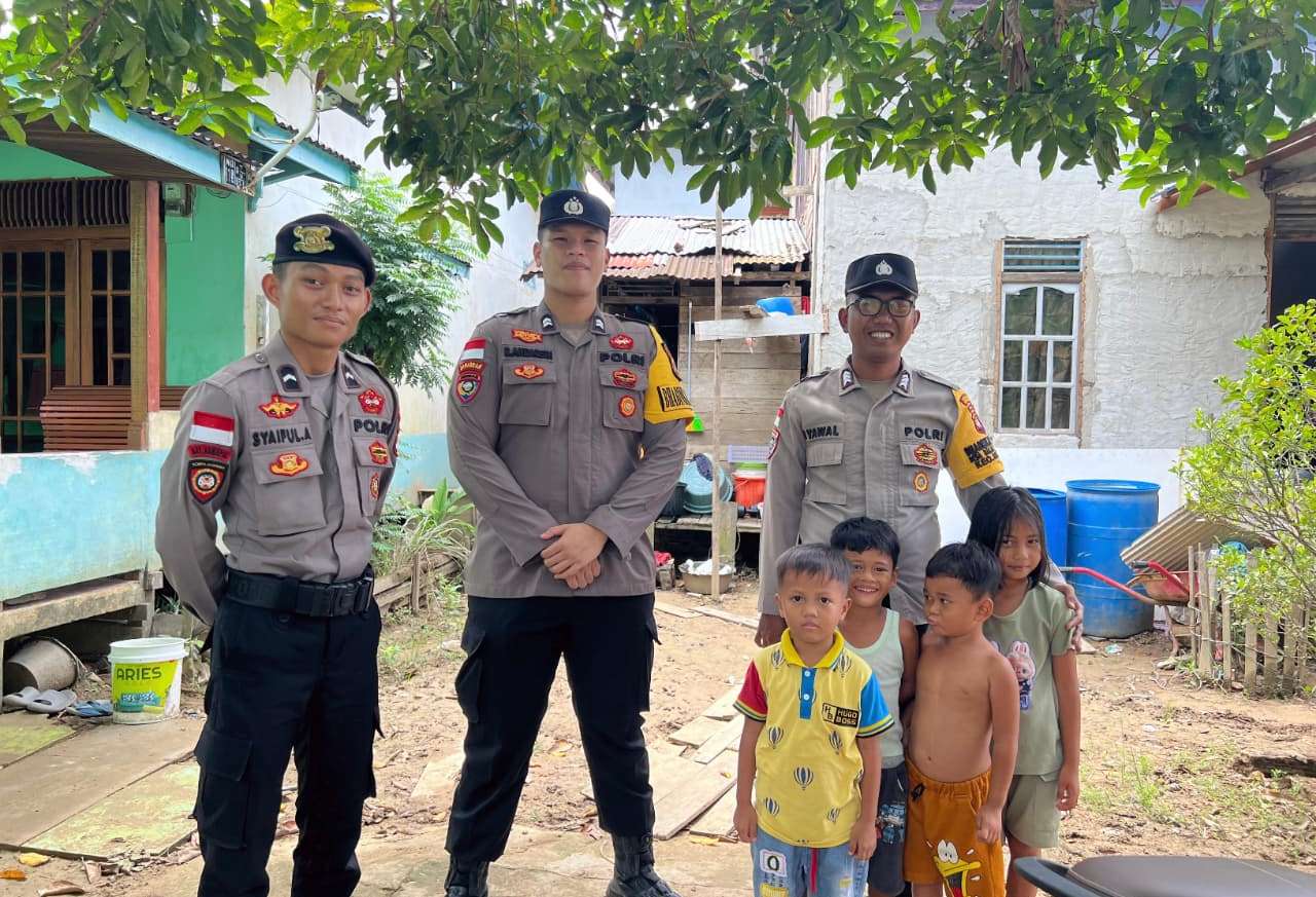 Hadir di Tengah Masyarakat, Patroli Rutin Polsek Sekayam Pastikan Wilayah Tetap Aman