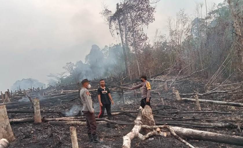 Cegah Api Meluas, Polsek Noyan Verifikasi Hotspot di Lahan Warga