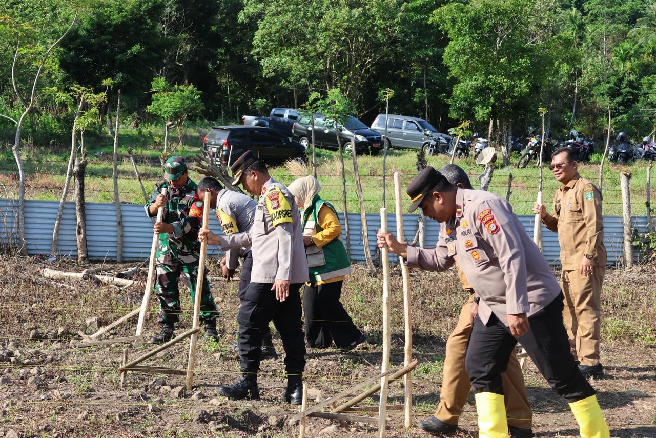 Kapolres Sabang Hadiri Penanaman Perdana Jagung Pipil Dukung Ketahanan Pangan di Gampong Iboih