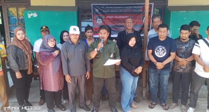 AKPERSI KALBAR DUKUNG POLRI TETAP DI BAWAH PRESIDEN RI