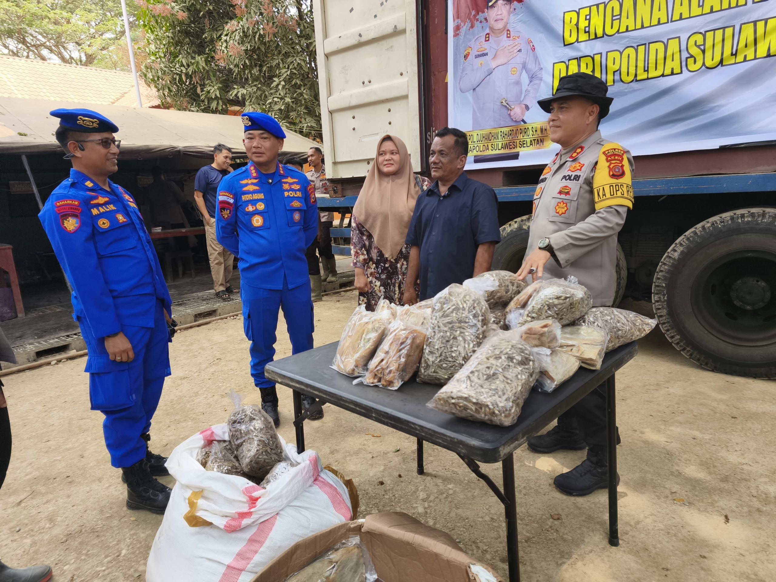 Wakil Bupati Aceh Tamiang Sampaikan Terima Kasih kepada Kapolda Sulsel, 10 Ton Ikan Asin Siap Dibagikan untuk Menu Sambal Lado di Bulan Ramadhan*