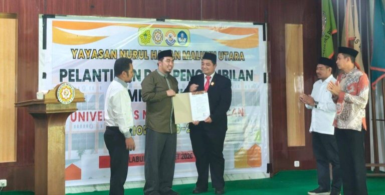 Yudi Eka Prasetya Resmi Dilantik Sebagai Rektor Unsan Bacan, Begini Kata Ketua Dewan Pembina YNH Malut Dr. Muhammad Kasuba MA.