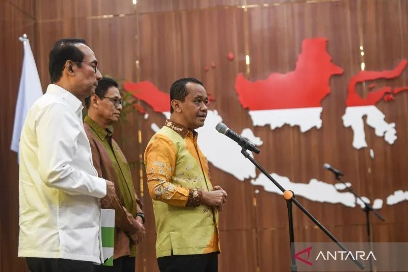 Harga Minyak Dunia Melonjak Imbas Perang di Timur Tengah Iran (Persi) VS USA-ISRAEL: Selat Hormuz Ditutup Iran