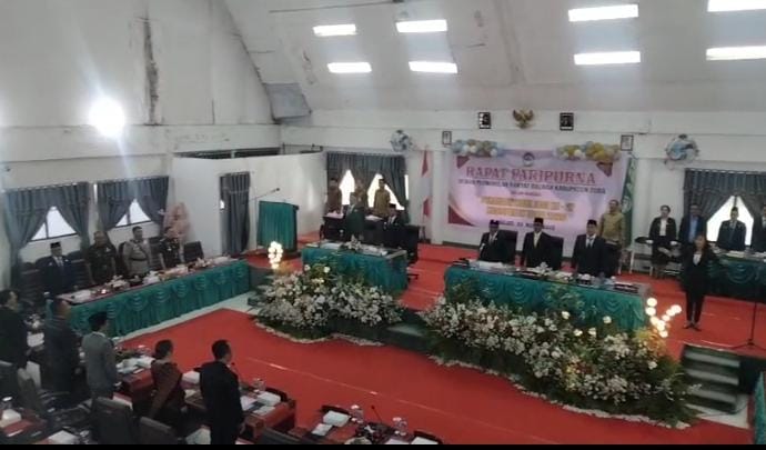 Rapat Paripurna Hari Jadi ke-27 Kabupaten Toba Resmi Dibuka Ketua DPRD