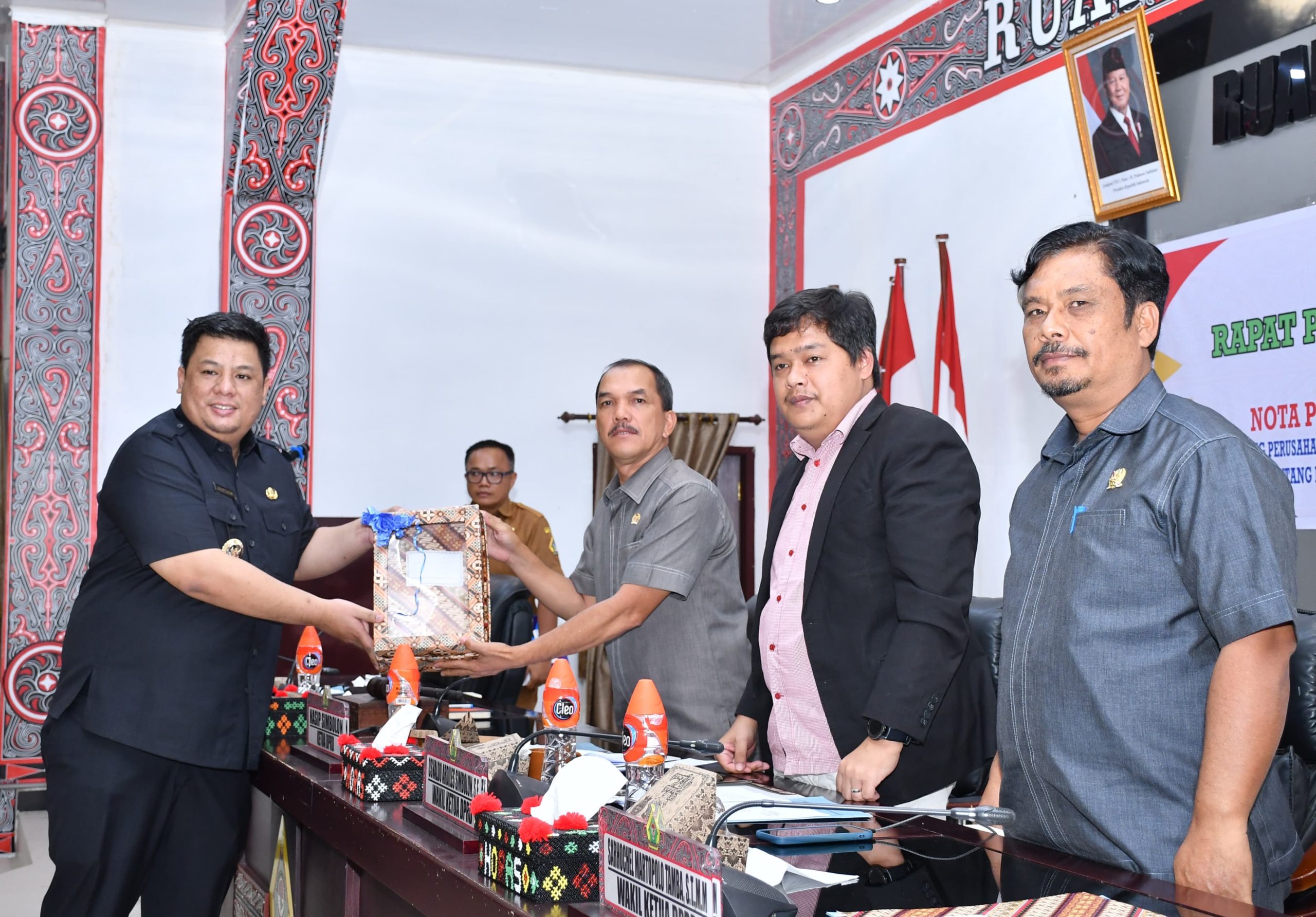 Bupati Samosir Sampaikan Nota Pengantar 4 Ranperda dalam Rapat Paripurna DPRD