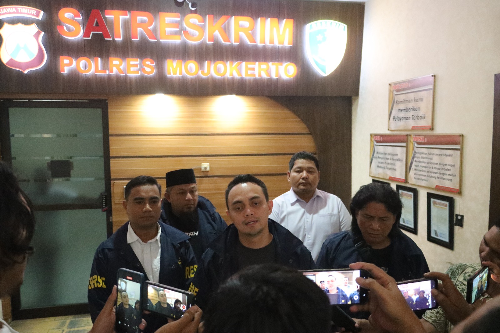 Polres Mojokerto Amankan 2 Tersangka Pencuri Truk Crane*