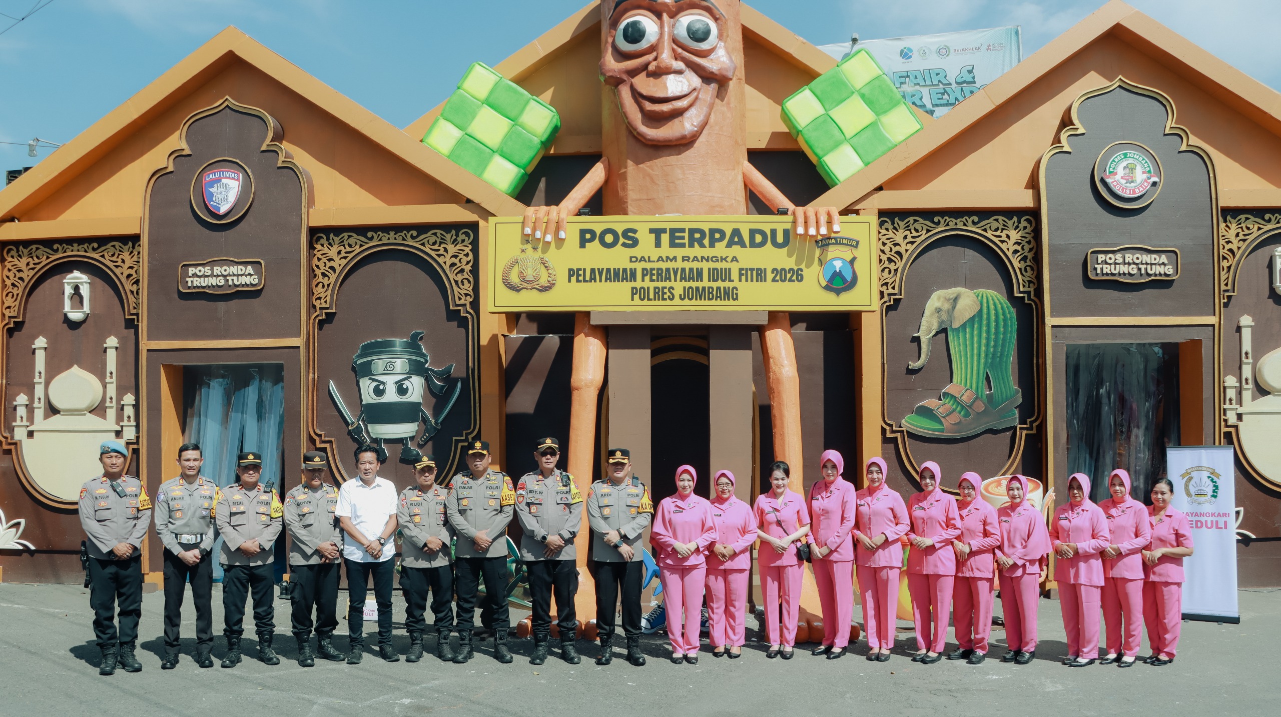 Kapolres Jombang Tinjau Pospam Operasi Ketupat Semeru 2026, Serahkan Tali Asih untuk Tingkatkan Semangat Petugas*
