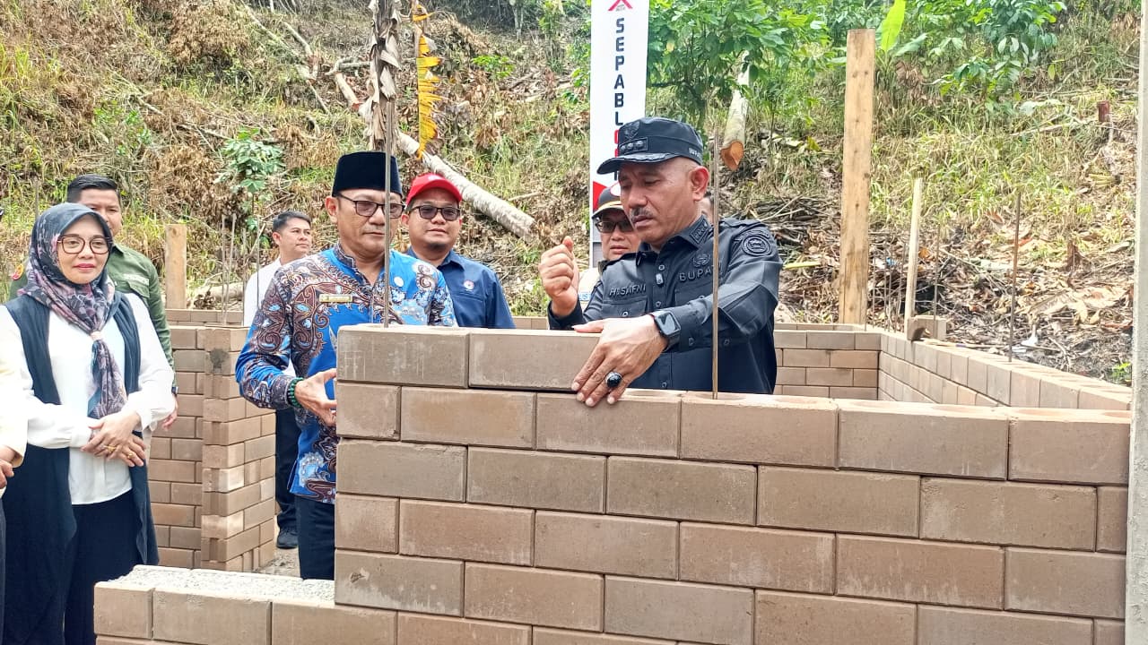 Percepat Pemulihan Pascabencana, BNPB Bangun 47 Unit Huntap di 50 Kota