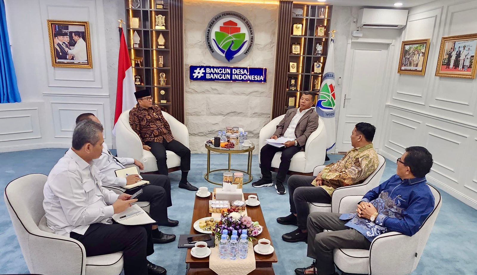 Bupati Andi Muchtar Ali Yusuf Temui Mendes, Bahas Program Desa Tematik dan Ketahanan Pangan Bulukumba*