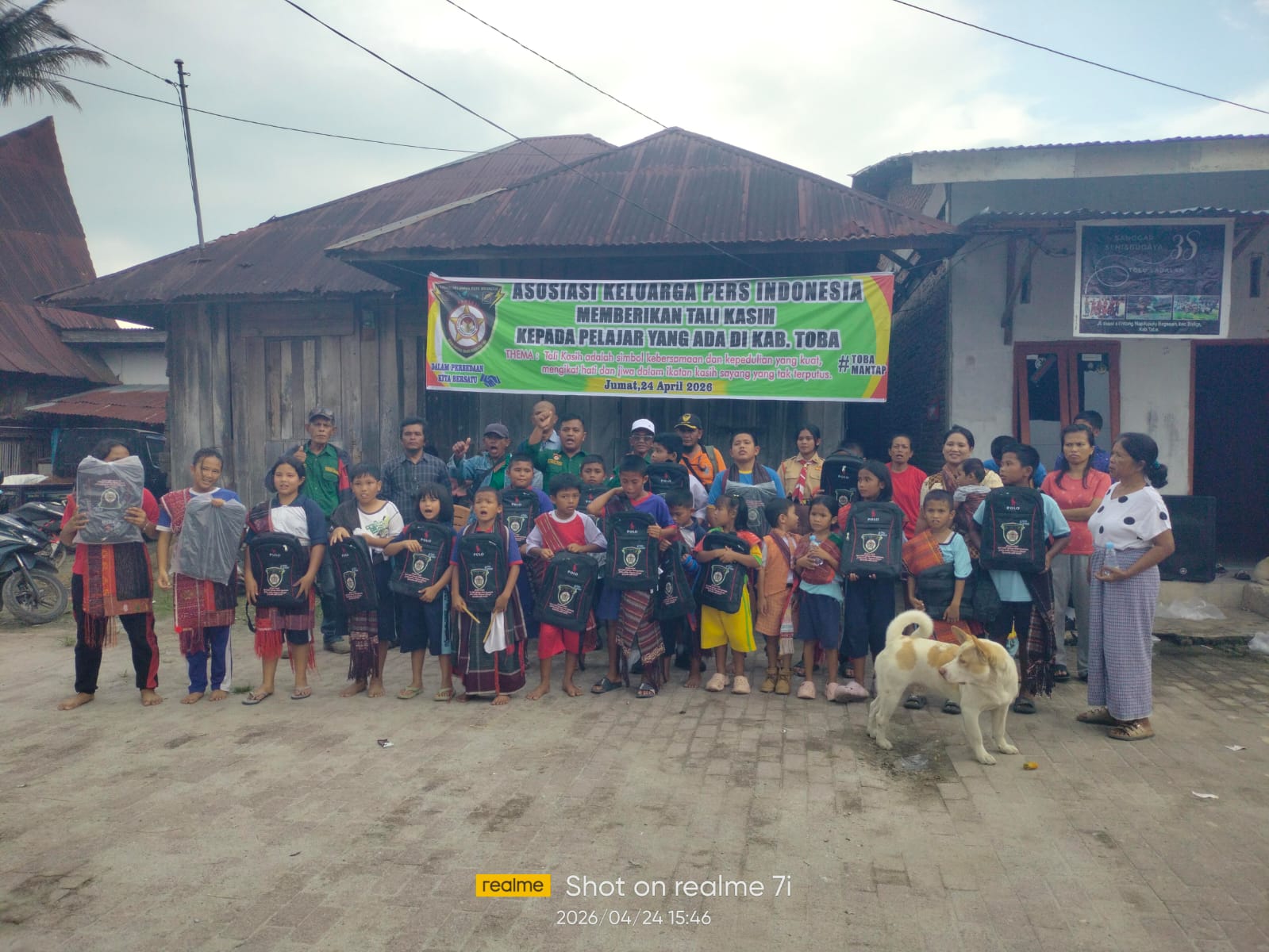 DPC AKPERSI Kabupaten Toba Gelar Tali Kasih untuk Anak Yatim dan Kurang Mampu, Didukung Penuh Ketua GAMKI   Toba.
