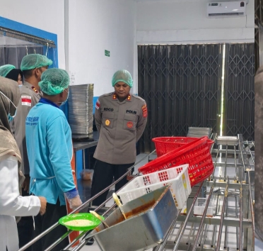 Kapolres Sabang Tinjau Dapur MBG SPPG Yayasan Kemala Bhayangkari Polres Sabang