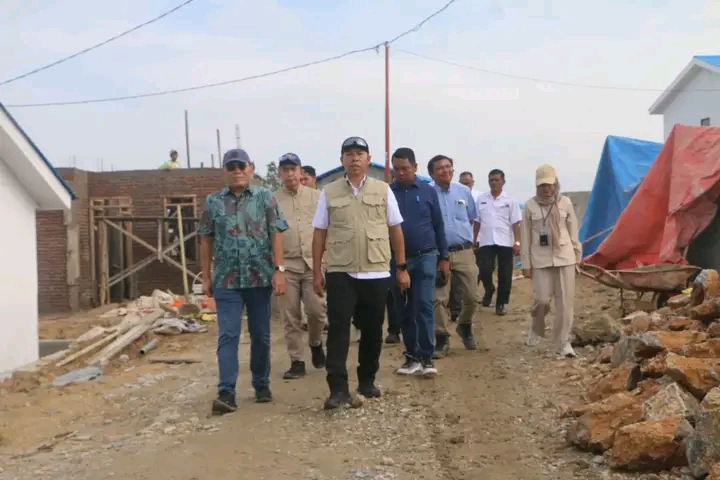 Pemkab Taput Menerima kunjungan kerja Staf ahli Perumahan 
