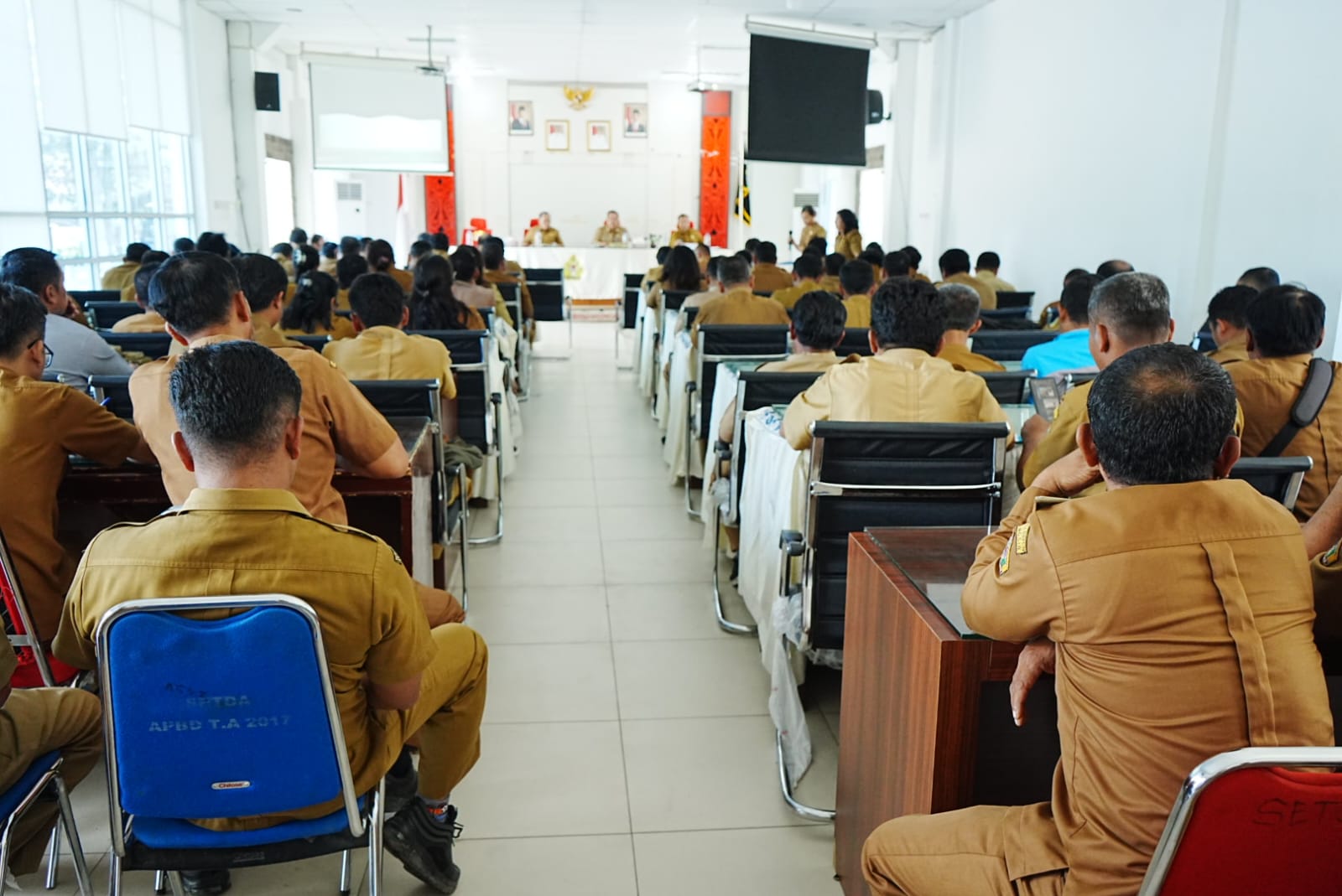 Dorong Tertib Administrasi Pendirian Bangunan, Pemkab Samosir Gelar Sosialisasi PBG
