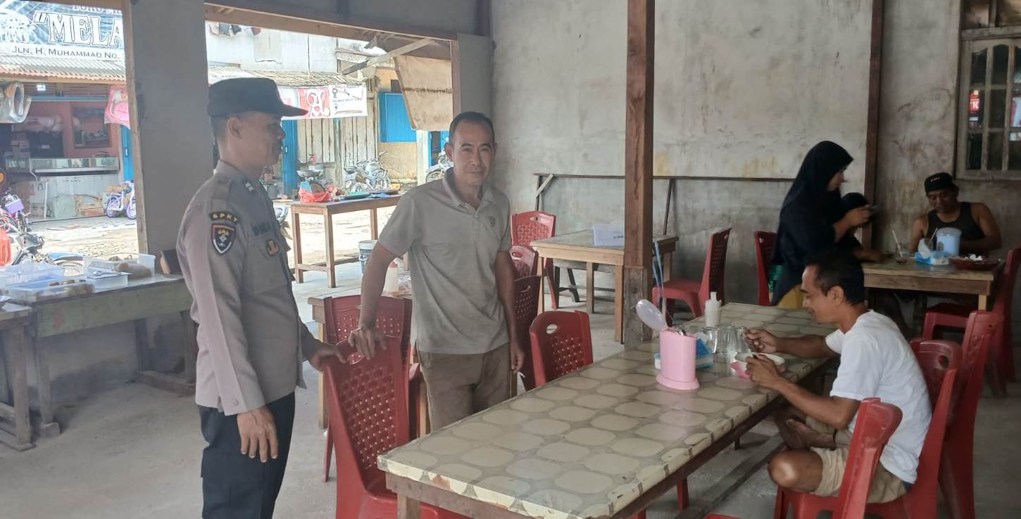 Jaga Kamtibmas Tetap Kondusif, Personil Polsek Jangkang Sambangi Pasar dan Permukiman Warga