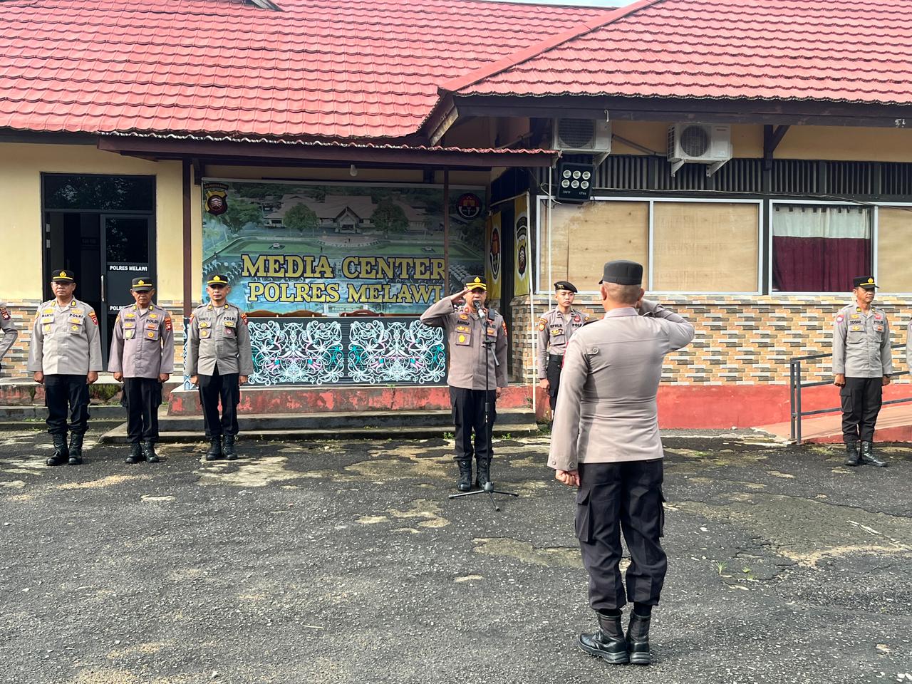 Waka Polres Melawi Tekankan Disiplin dan Tanggung Jawab Dalam Tugas