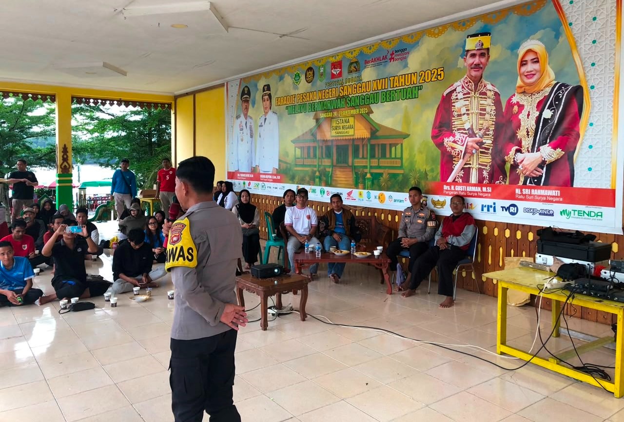 Nobar Piala Dunia 2026 di Istana Surya Negara Sanggau Pererat Kebersamaan, Polres Sanggau Ajak Warga Jaga Kamtibmas