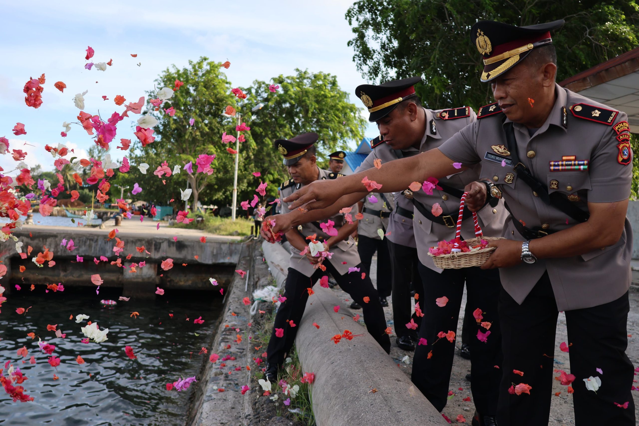 Upacara Tabur Bunga Hari Bhayangkara Ke-80, Polres Sabang Kenang Jasa Pahlawan Di Perairan Sabang