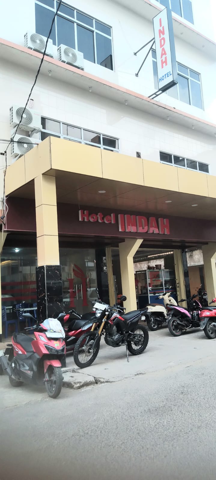 Sorotan Publik! Hotel Indah Diduga Bebas Terima Pasangan Bukan Suami Istri, Warga Minta Razia