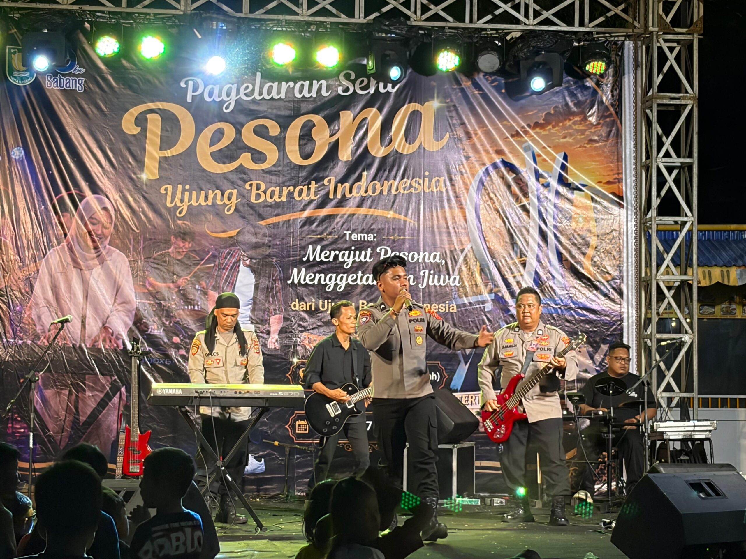 Group Band Polres Sabang Hibur Warga di Pagelaran Seni Pesona Ujung Barat Indonesia