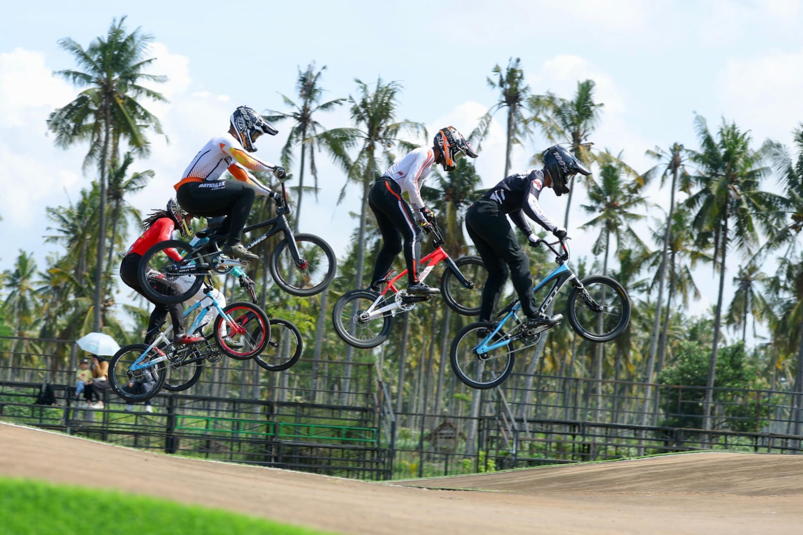 Kian Berkualitas, Banyuwangi BMX Supercross Diminati Pembalap Dalam dan Luar Negeri