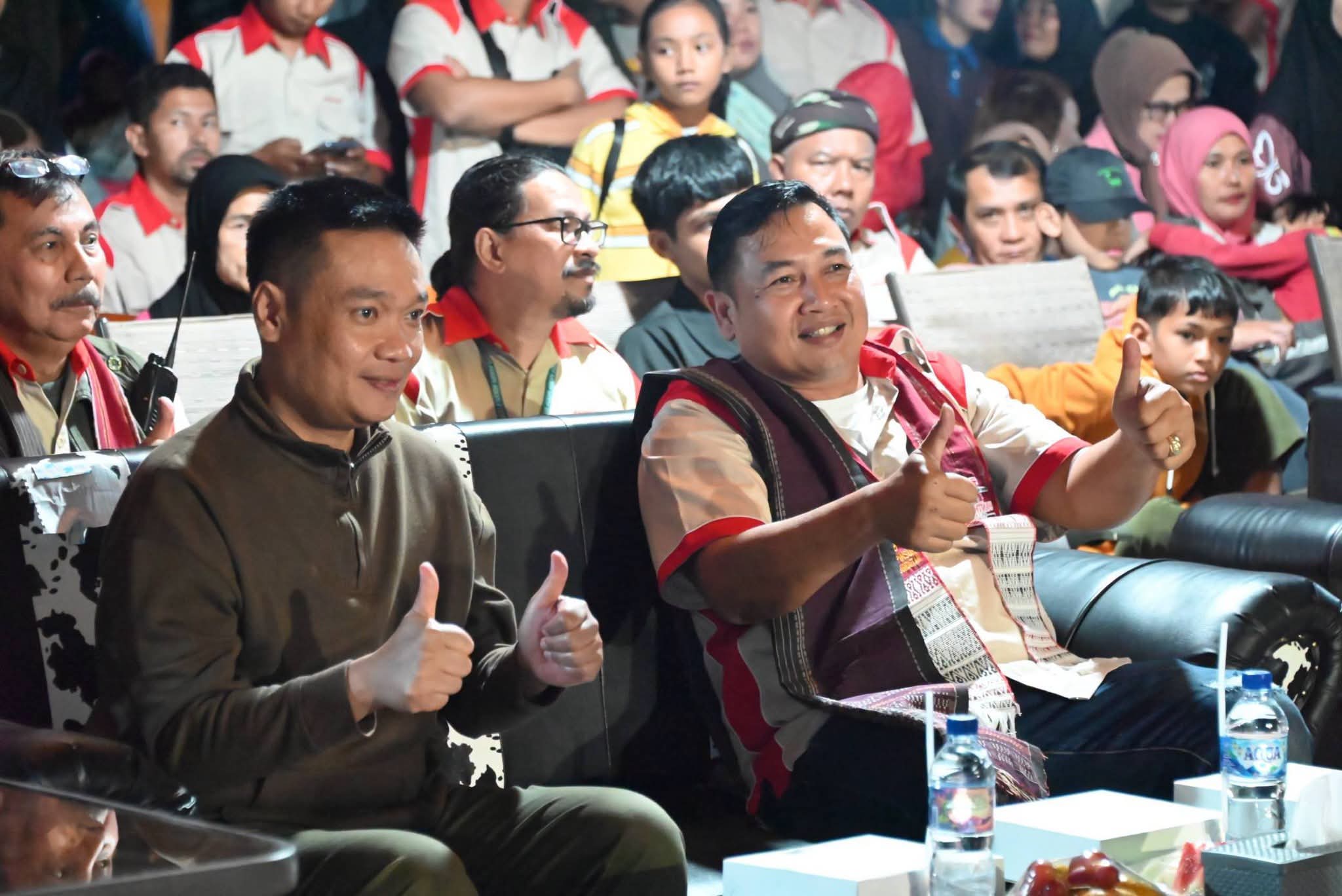 Bupati Humbang Hasundutan Resmi Buka HUT ke -17 Panther Mania Indonesia, Geosite Sipinsur Dipenuhi Ribuan Pecinta Panther dari berbagai penjuru Nusantara